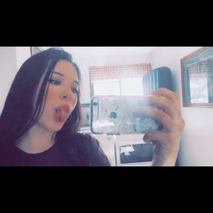 Meet your Posher, Isabelle